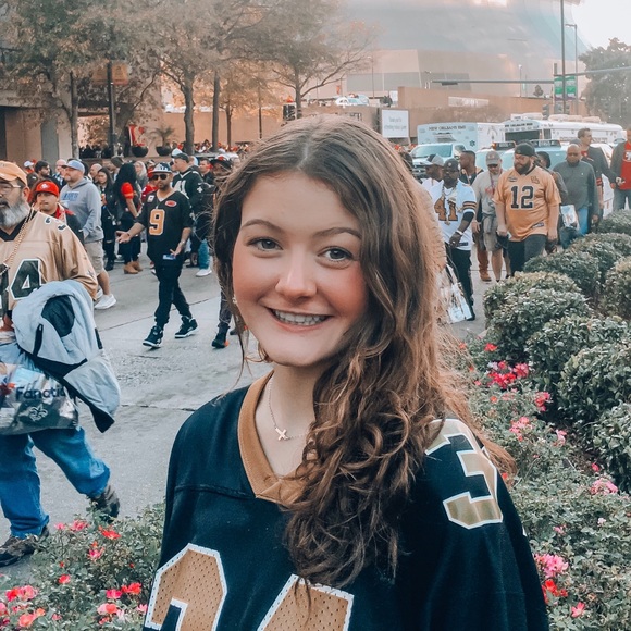 Meet your Posher, Brianna - Picture 1 of 1